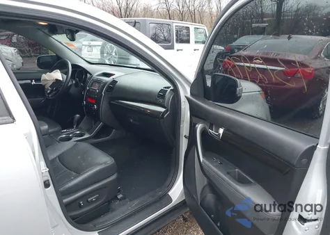 2012 Kia Sorento Ex V6 z USA, uszkodzony, nr VIN 5XYKUDA21CG256022